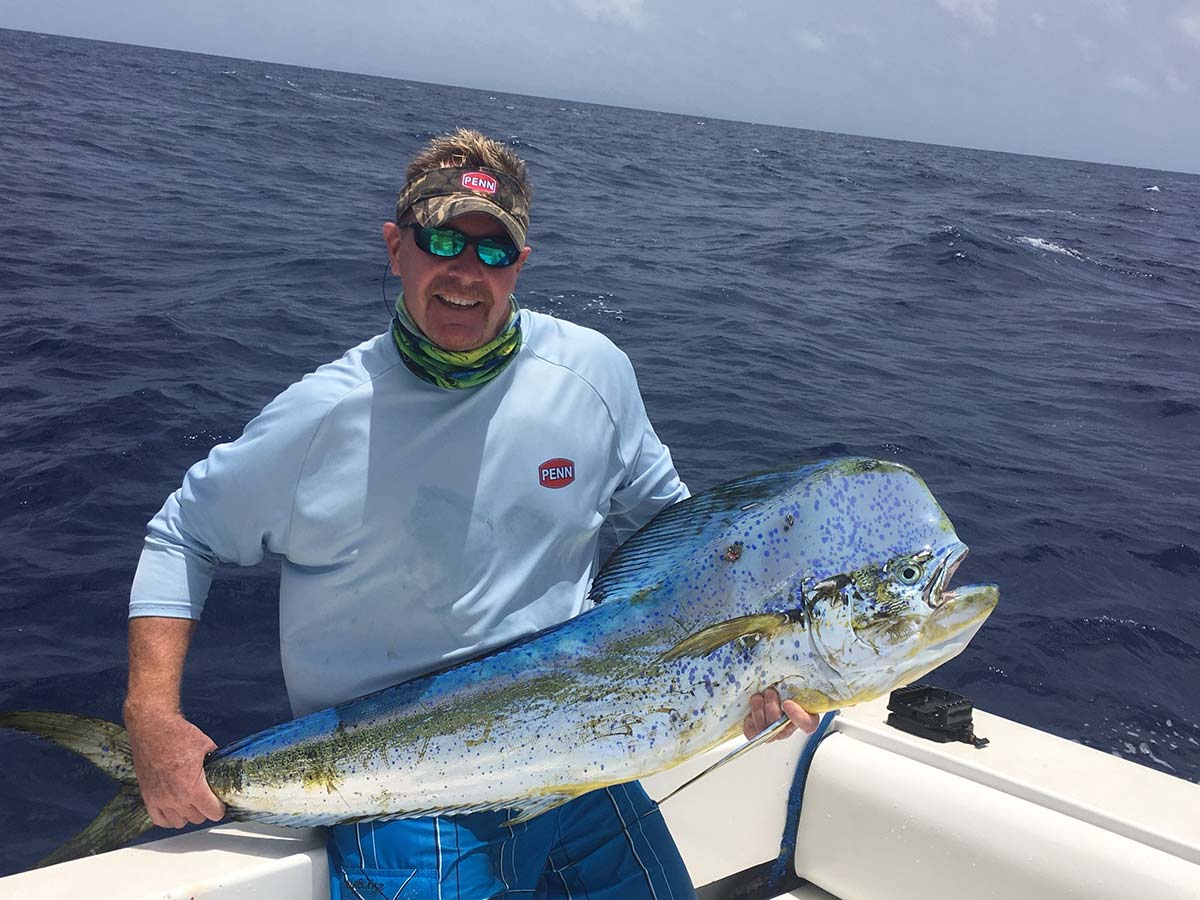 Best Flying Fish Fake Ever - Florida Sport Fishing TV+ 